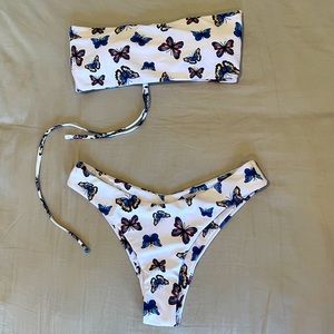 cute butterfly pattern bikini- bandeau top that ties & cheeky bottoms